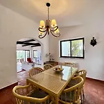 Villa Bellevue With Pool By Homing *