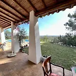 Bellevue With Pool By Homing بورتيماو