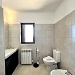 Bellevue With Pool By Homing بورتيماو