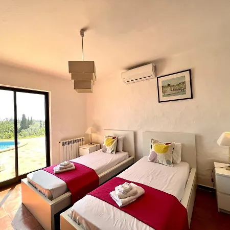 Bellevue With Pool By Homing *