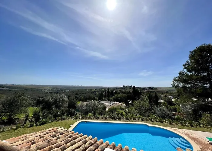 Villa Bellevue With Pool By Homing Portimão