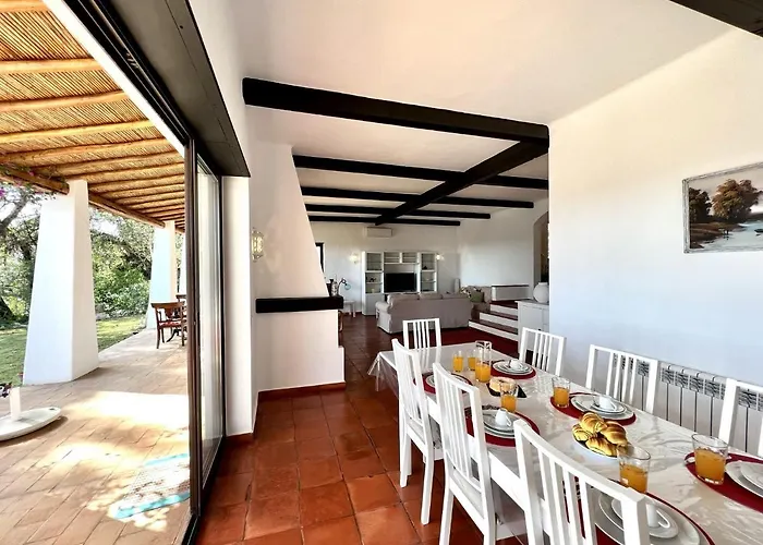 Bellevue With Pool By Homing Portimão