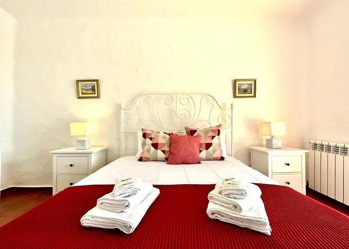 Villa Bellevue With Pool By Homing Portimão