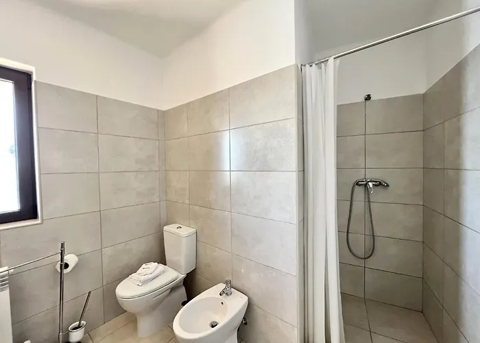 Bellevue With Pool By Homing *